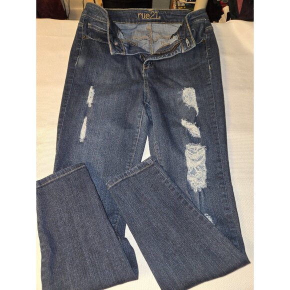 RUE 21 Womens Jeans Size 10 - Picture 1 of 4